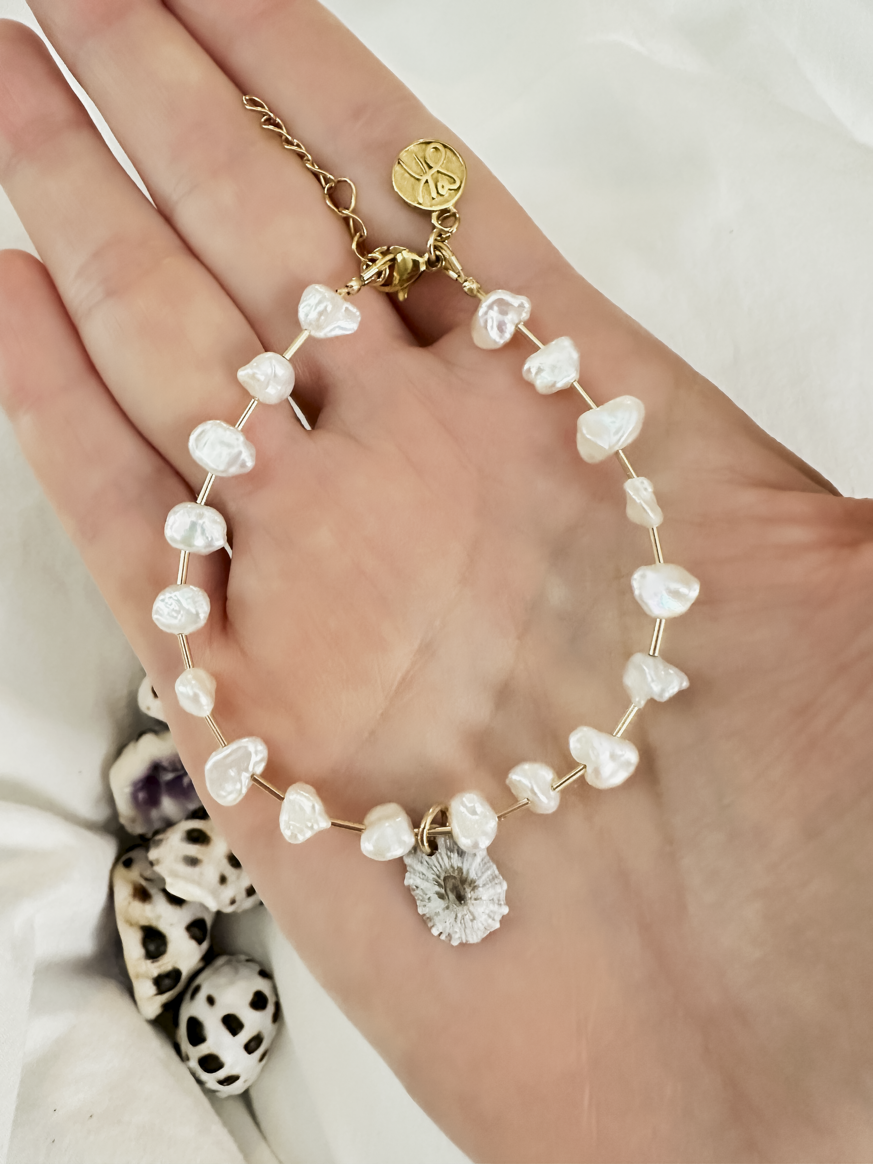 Island Dew Drops | Opihi + Pearl Bracelet