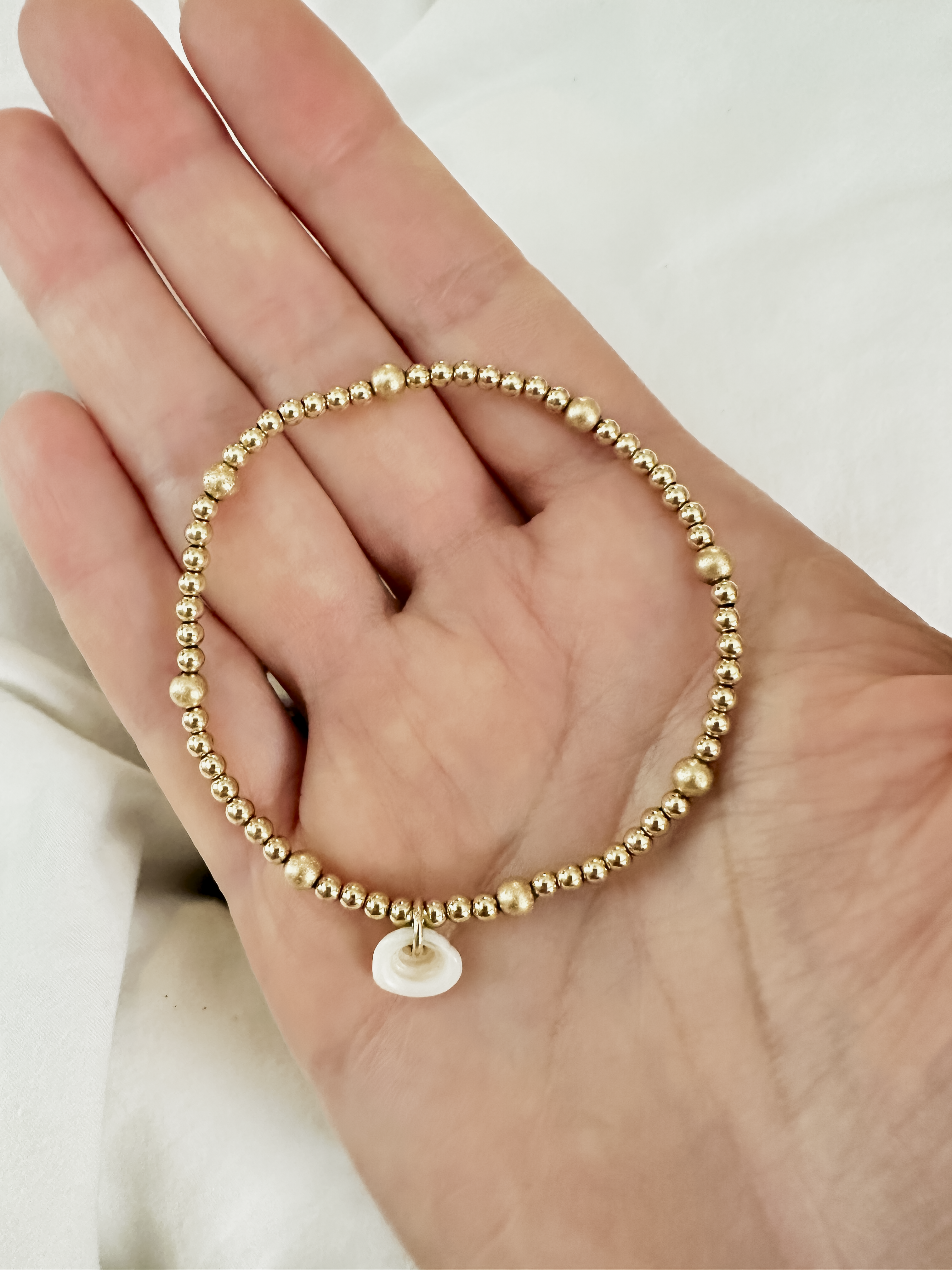 Puka Shell Stretch Bracelet | 14K GF